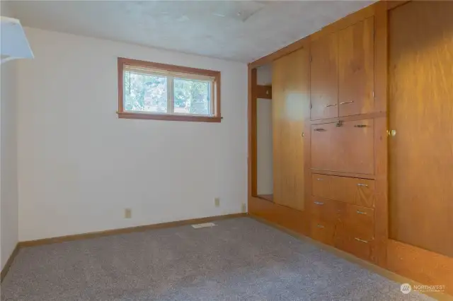 Bedroom #3 with built ins