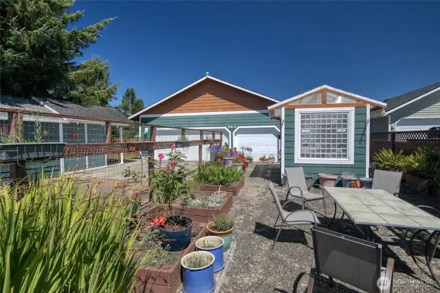 Garden & Patio