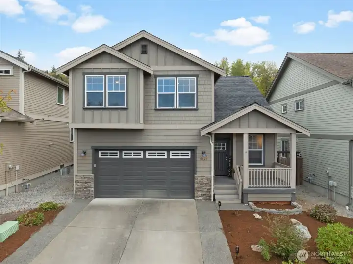 Welcome home to 4324 Winslow Court.
