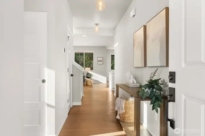 Photographs are for illustrative purposes only. Features, finishes, interior/exterior colors, landscaping and floorplan shown may vary from actual homes built. Photographs are for illustrative purposes only. Features, finishes, interior/exterior colors, landscaping and floorplan shown may vary from actual homes built.