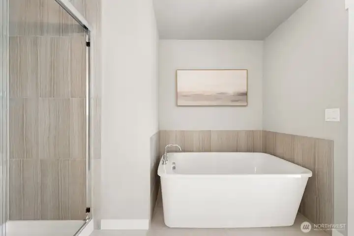 Photographs are for illustrative purposes only. Features, finishes, interior/exterior colors, landscaping and floorplan shown may vary from actual homes built. Photographs are for illustrative purposes only. Features, finishes, interior/exterior colors, landscaping and floorplan shown may vary from actual homes built.