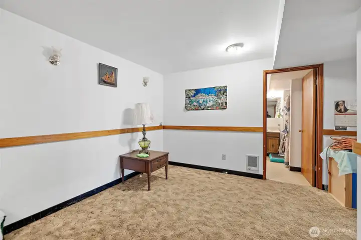 another angle of room 4 in the lower level