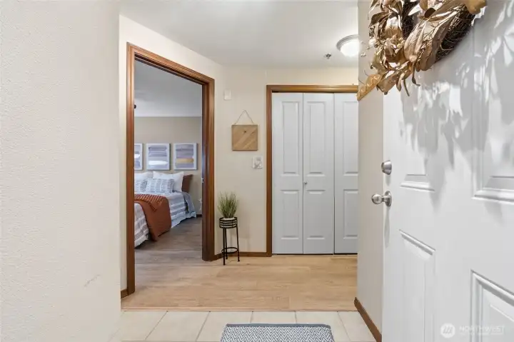 Clean, welcoming arrival with a natural flow inward