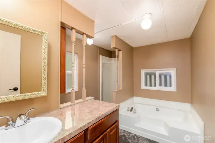 Bathroom with clean finishes and practical layout