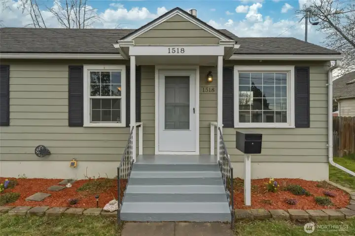 Welcome to 1518 Portland Ave!