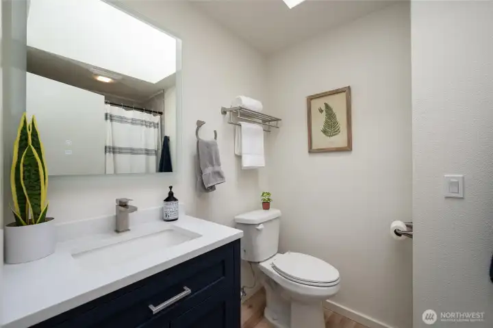 Beautifully Designed Main Floor Full Bathroom