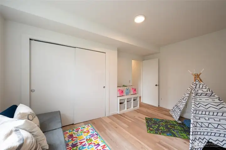 4th bedroom