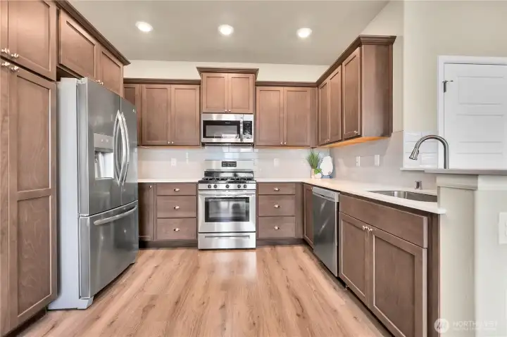 Plenty of space to cook, create, and connect.