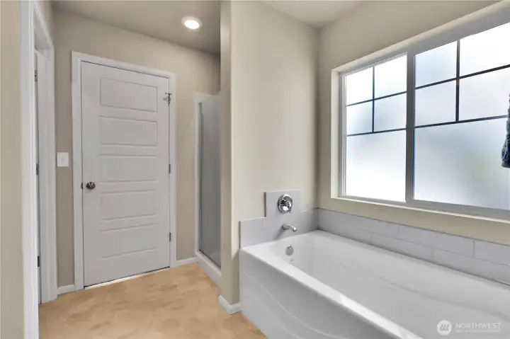 Great natural light while maintaining privacy with this privacy windows.