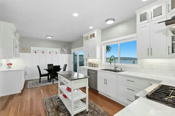 Great Kitchen Views!