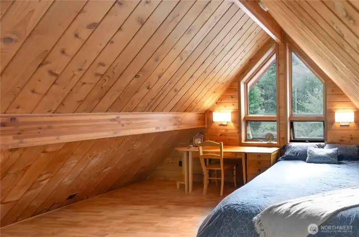 Bedroom 3 is on the upper level Bedroom 3 is on the upper level
