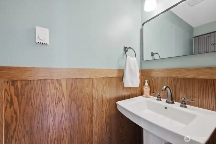 Guest / Powder bath on the main level of the home