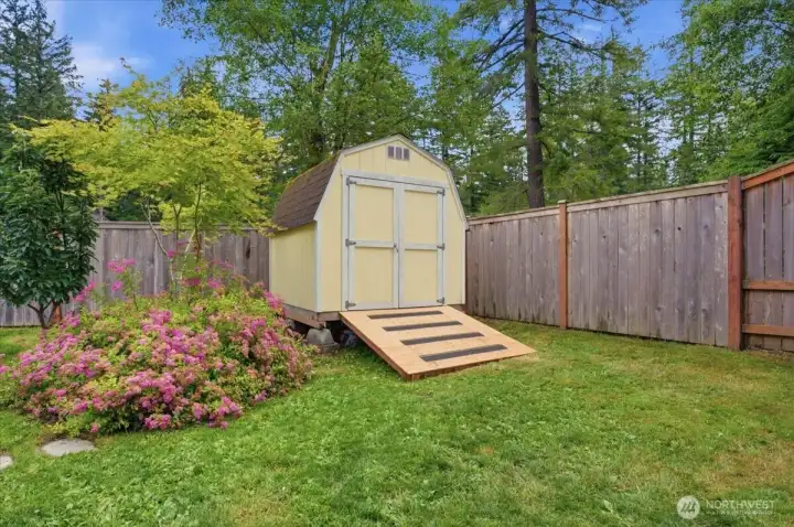 Large storage shed for all of the yard tools!
