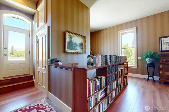 Another thoughtful detail: the elevator, located to the left of the back door, fits naturally into the space without interrupting the apartment’s classic charm.
