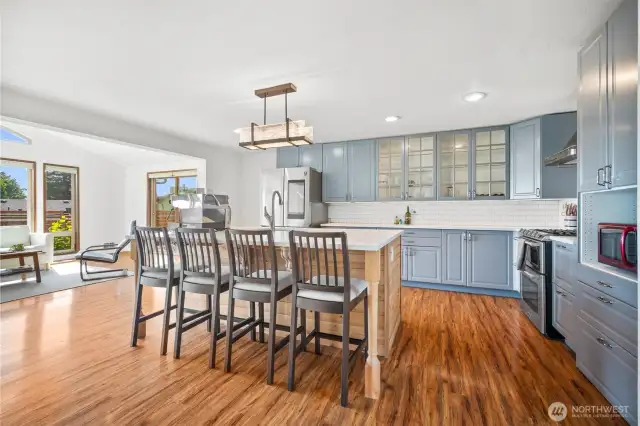 Eat in kitchen