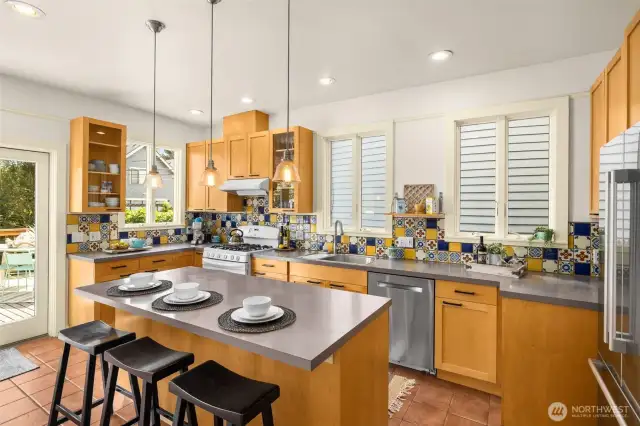 Center island works well for eating, serving, and food prep