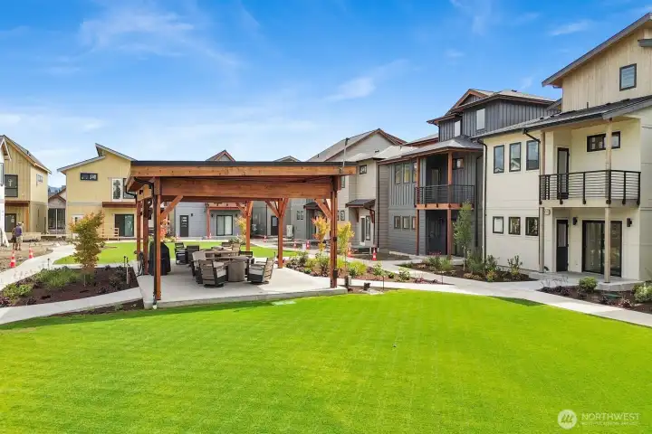 Pavillion w/ Yard Space