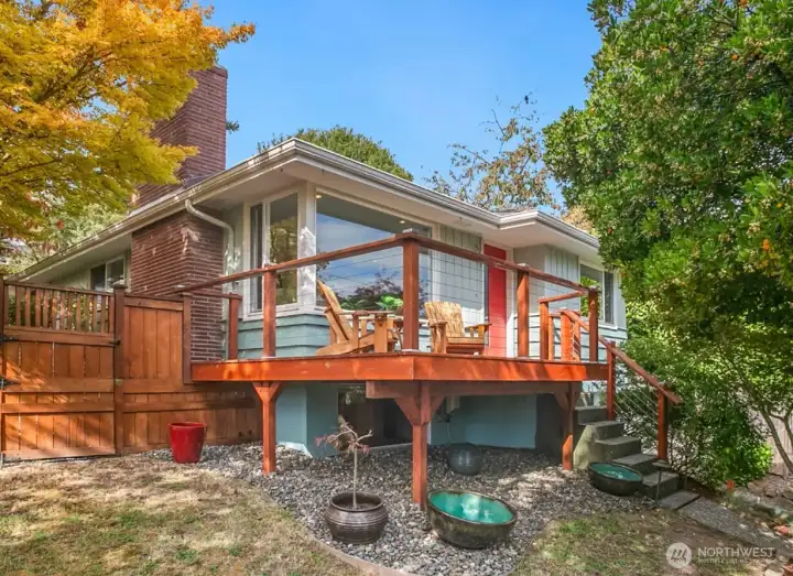 Welcome to 8213 37th Ave SW in Gatewood!