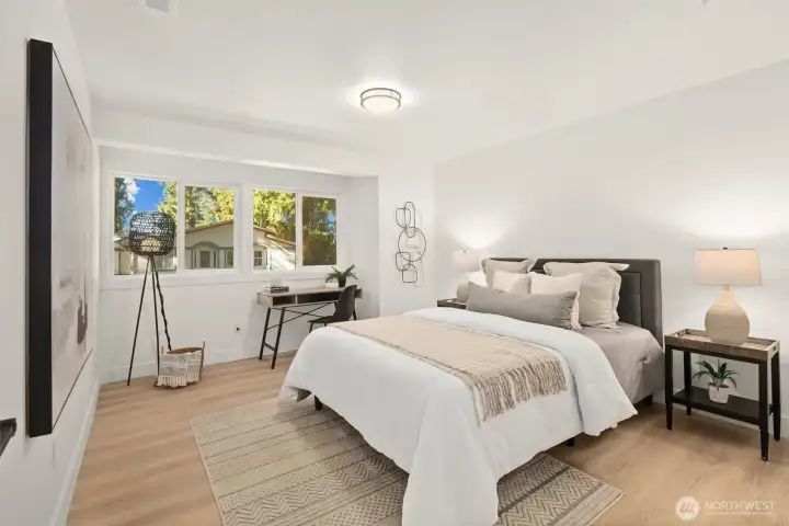 Bedroom 2 (Upper Floor)