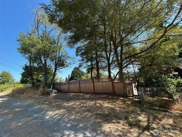 Back parking, also RV parking