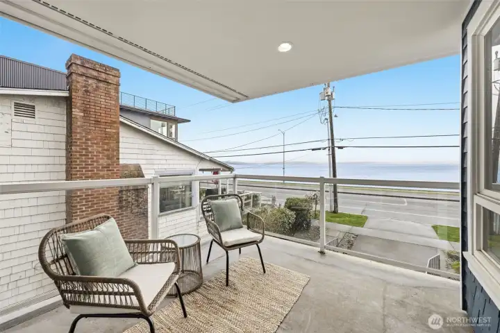 Watch the world - ferries, boats, whales, seals - from the comfort of your covered deck.