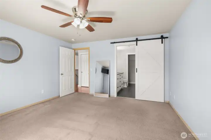 Large primary bedroom with ensuite