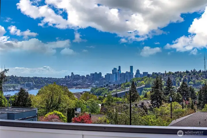 Rainier & Seattle