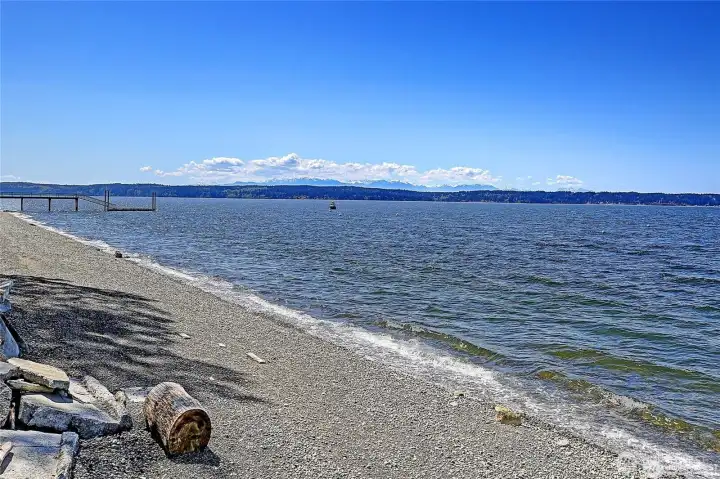 Near Camano Island Yacht Club Near Camano Island Yacht Club