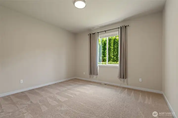 Bedroom on main floor ideal for multigen living or guests. Bedroom on main floor ideal for multigen living or guests.