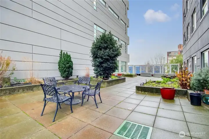 Roof top deck