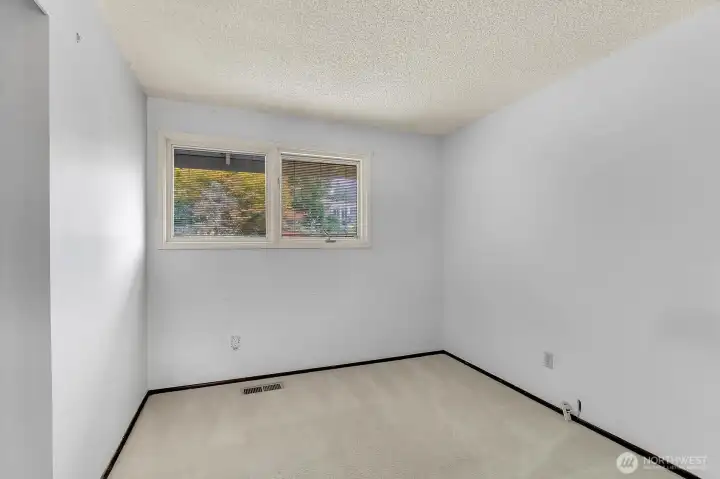 Bedroom 2 on the upper floor. Bedroom 2 on the upper floor.