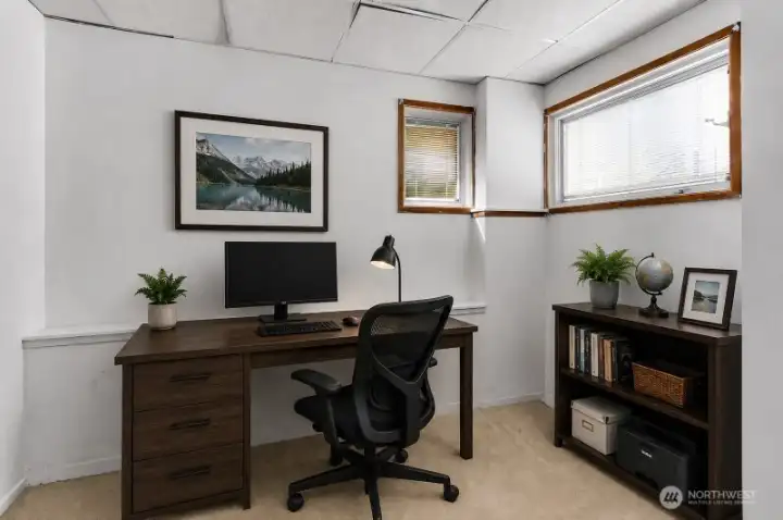 Great office space on the lower floor, or use as a non-conforming 6th bedroom. *Virtually staged* Great office space on the lower floor, or use as a non-conforming 6th bedroom. *Virtually staged*