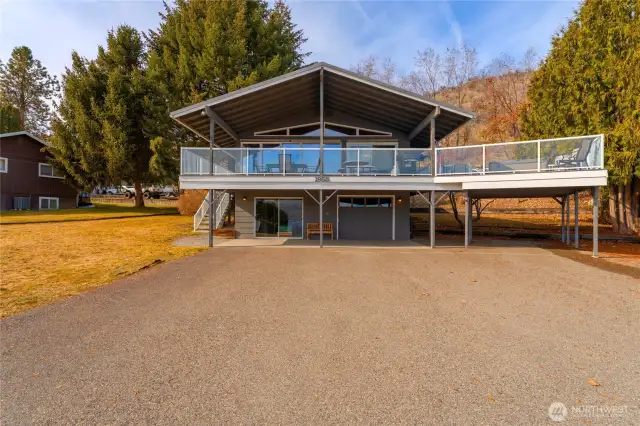 Welcome to 1955 S Lakeshore Rd, Chelan WA