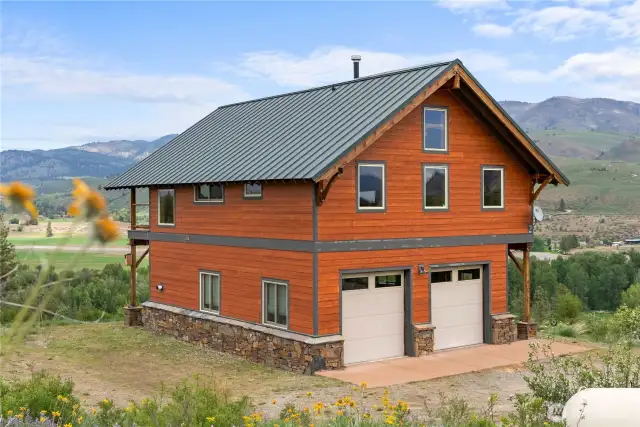 Living area located above a two-story garage for great elevation, light and grand mountain & Valley views.