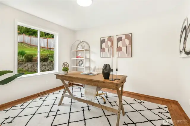 Main Floor Office/WFH Space