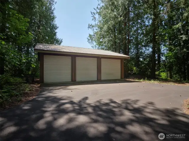 34' x 36' Shop
