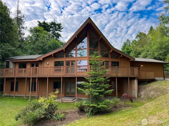 A beautiful Lindel-Built home with......