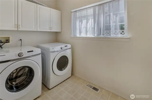 Roomy laundry