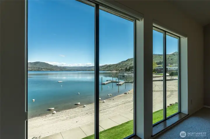 Water comes all the up to the bulkhead in the summer