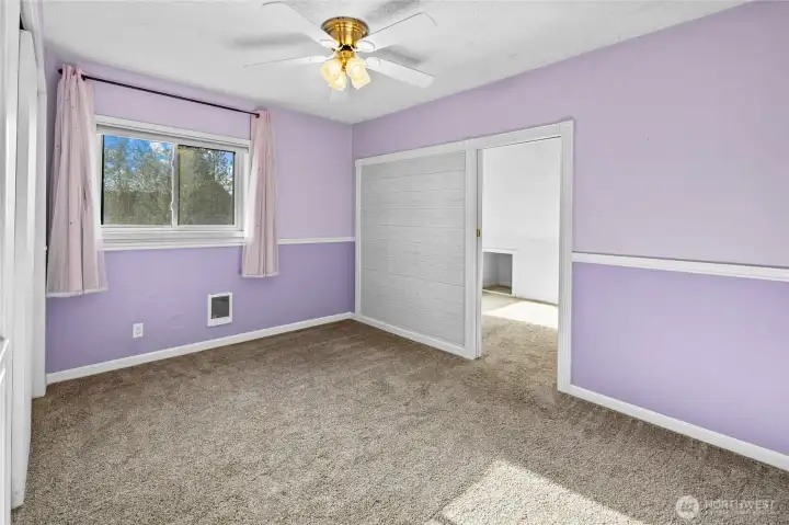 Upstairs Bedroom 2