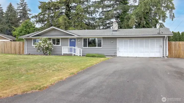The extra large driveway provides flexible options for all of your parking needs. The extra large driveway provides flexible options for all of your parking needs.