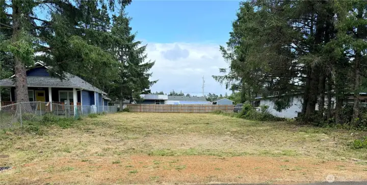 Level lot ready to camp or build on
