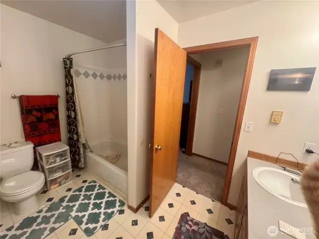Upstairs Full Bath