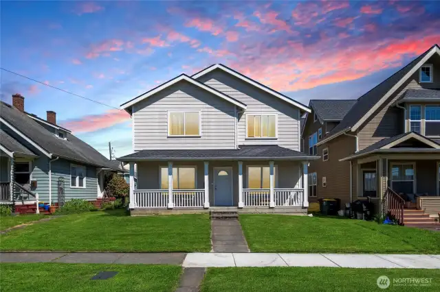 Sweet Sunnyland neighborhood.