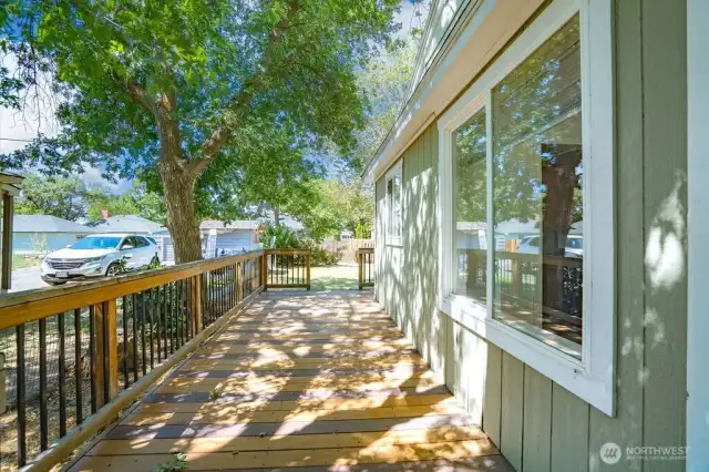 Deck