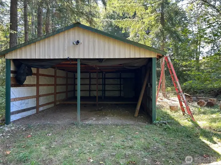Additional 4 car carport with electricity