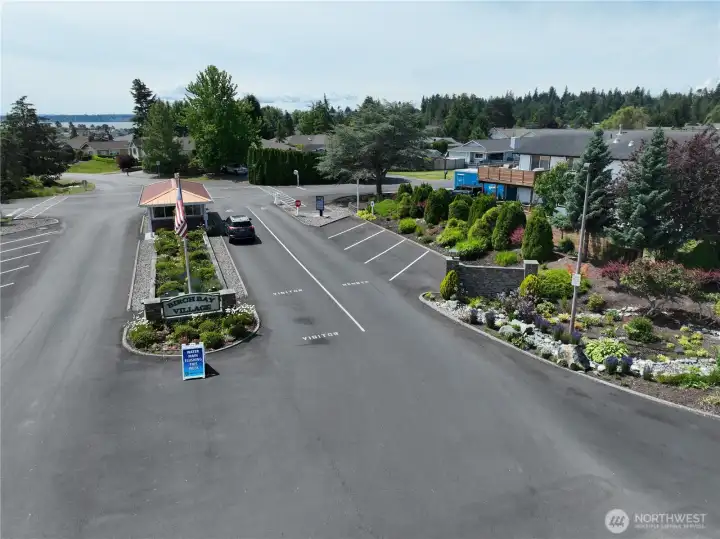 24 Hr Gated Security