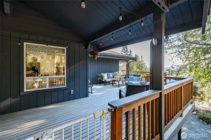 Extend your living room outdoors onto the well maintained deck and drink in the views with your guests!
