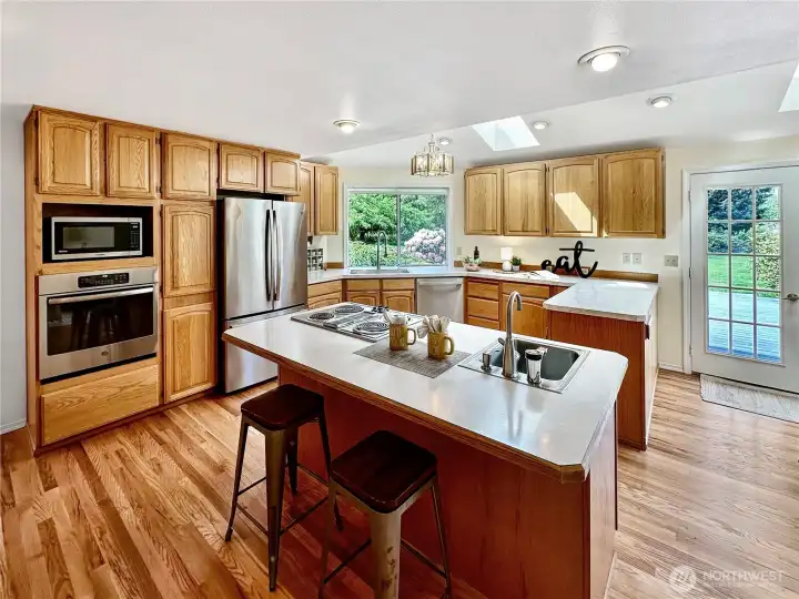 Island seating wonderful views from kitchen.