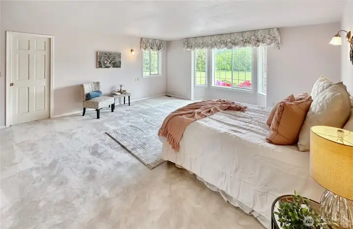 Large 2nd primary with bay window.